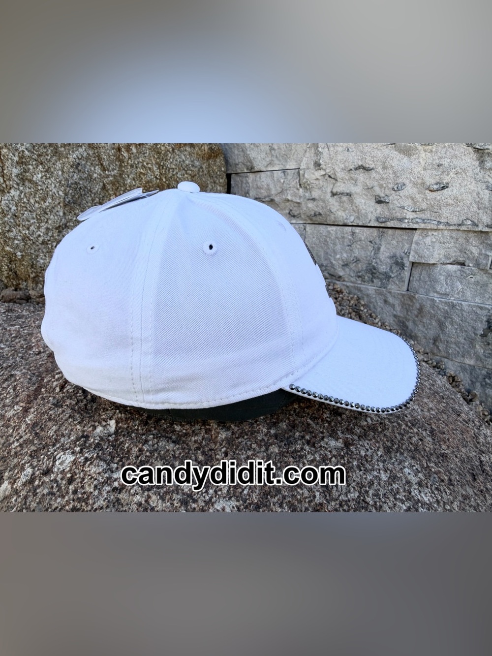 Stylish White Handmade Crystal-Embellished Baseball Cap with Interlocking Logo - Picture 9 of 11